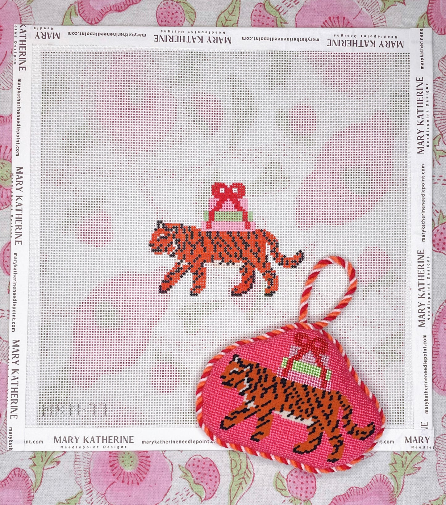 Pre-Order: christmas in the wild - tiger