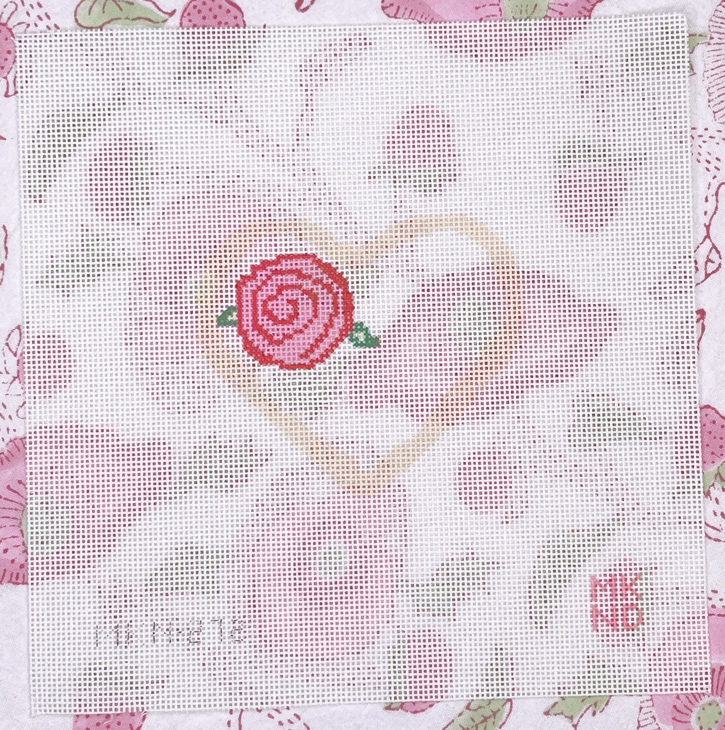 white heart cookie w/ pink rose