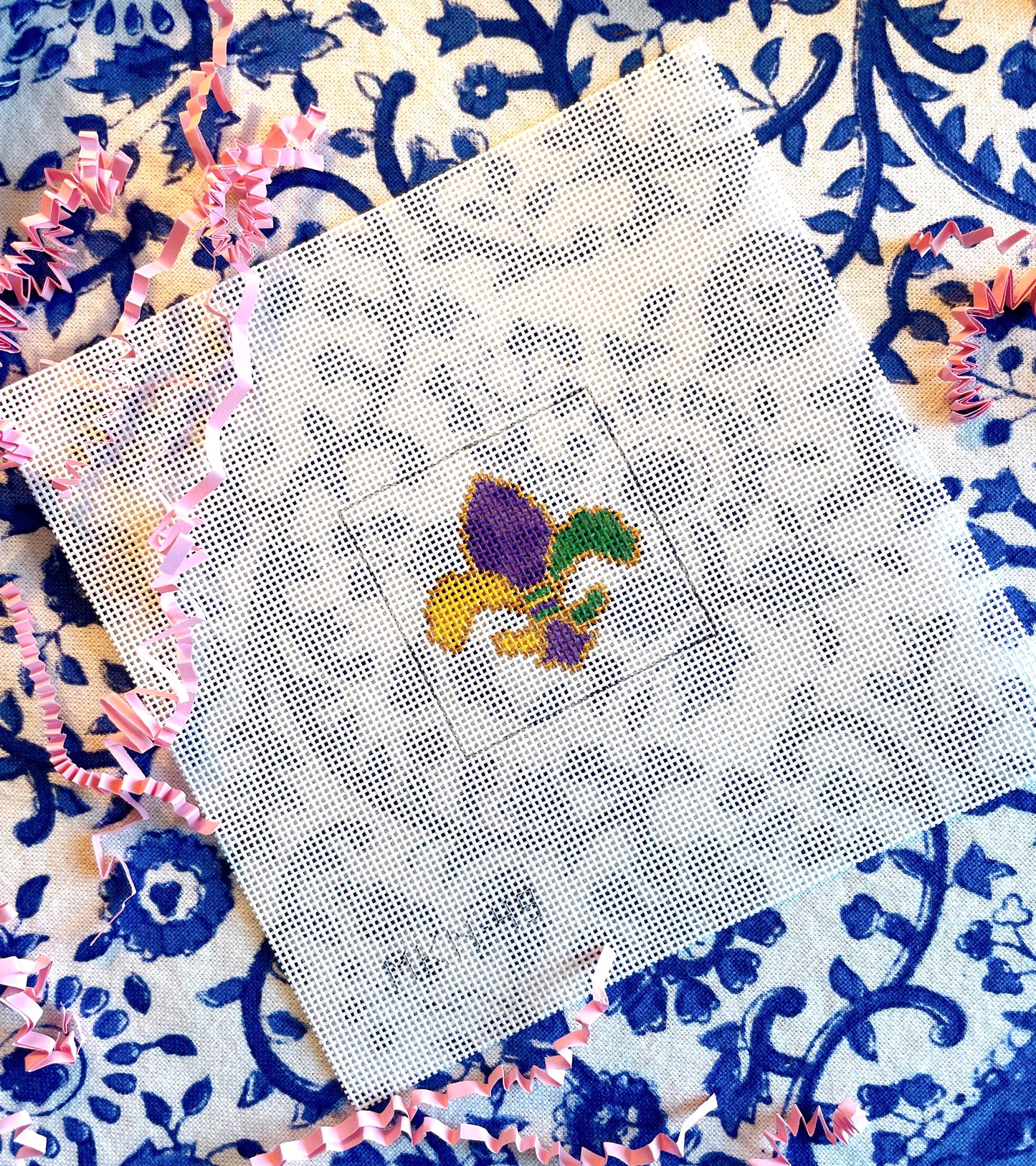 mini mardi gras fleur-de-lis