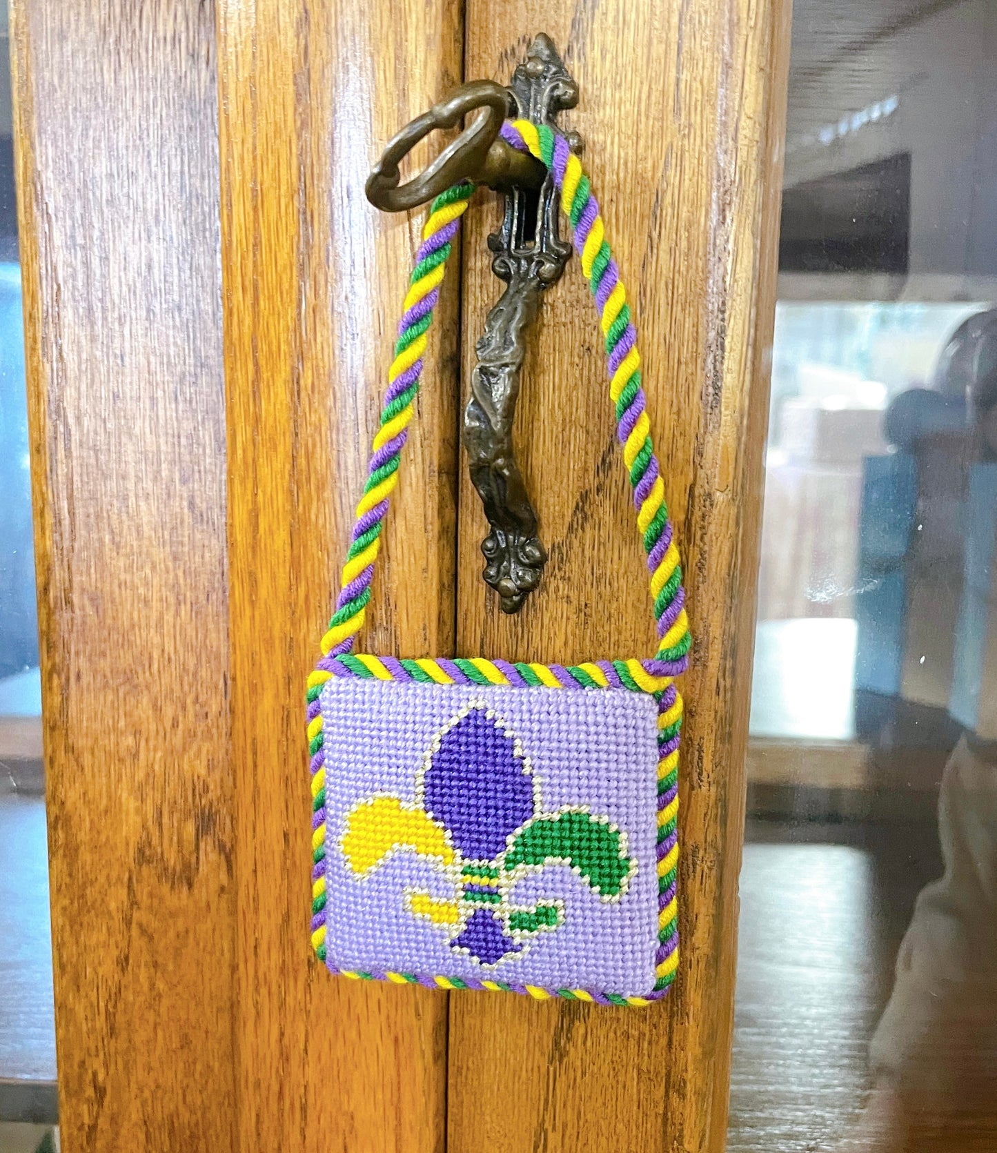 mini mardi gras fleur-de-lis